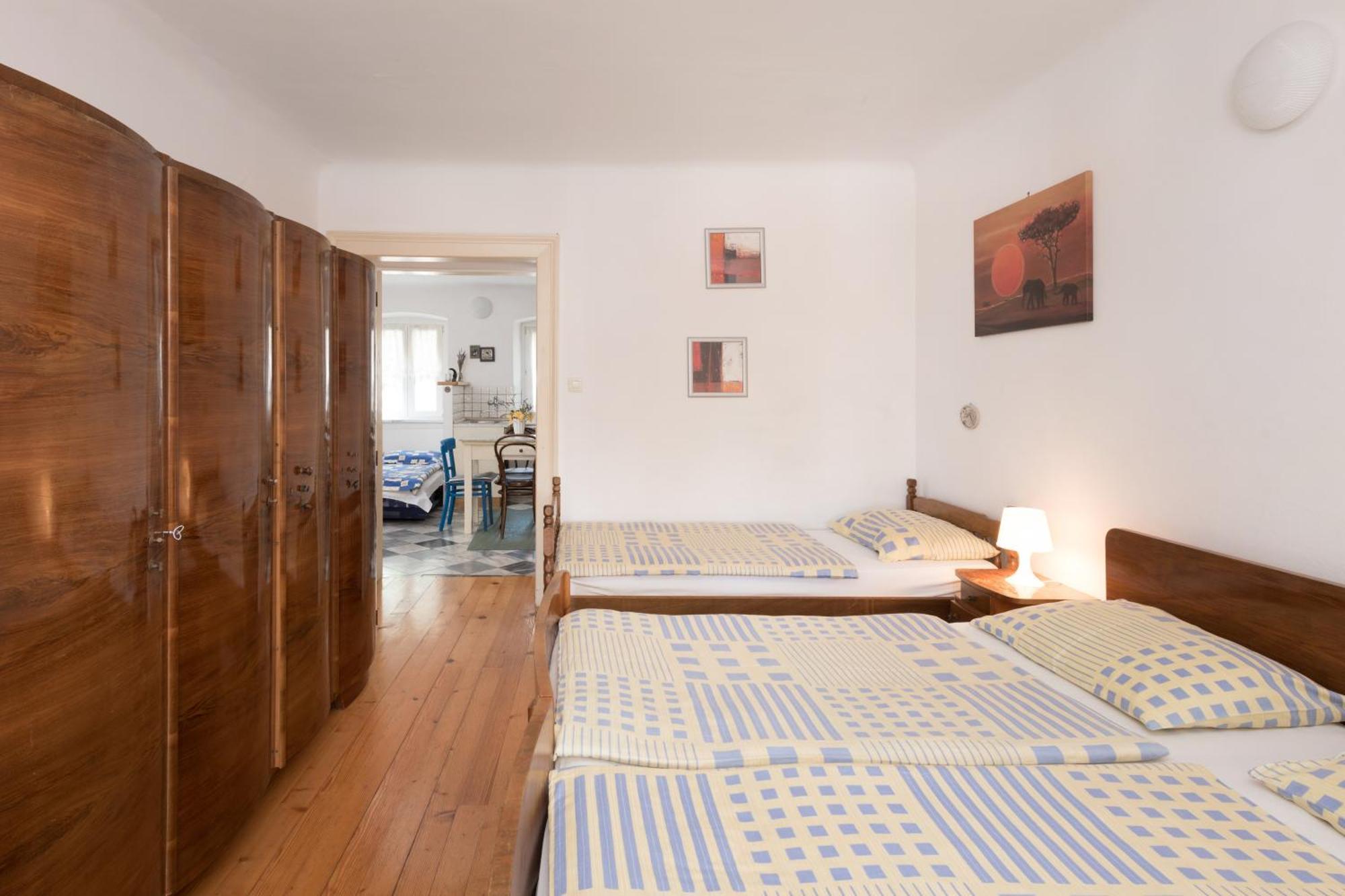 Apartments Mirakul Mali Lošinj Quarto foto