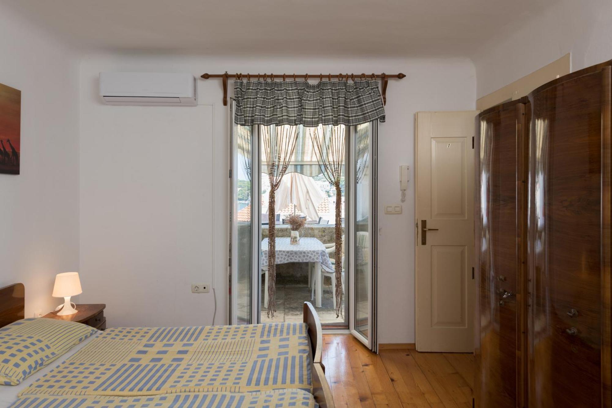 Apartments Mirakul Mali Lošinj Quarto foto